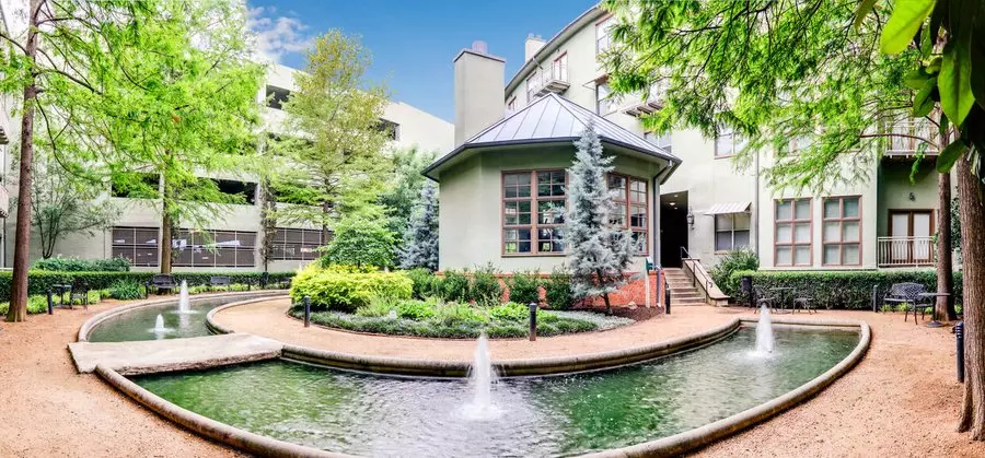 4955 Addison Circle, Addison, TX 75001 photo 2