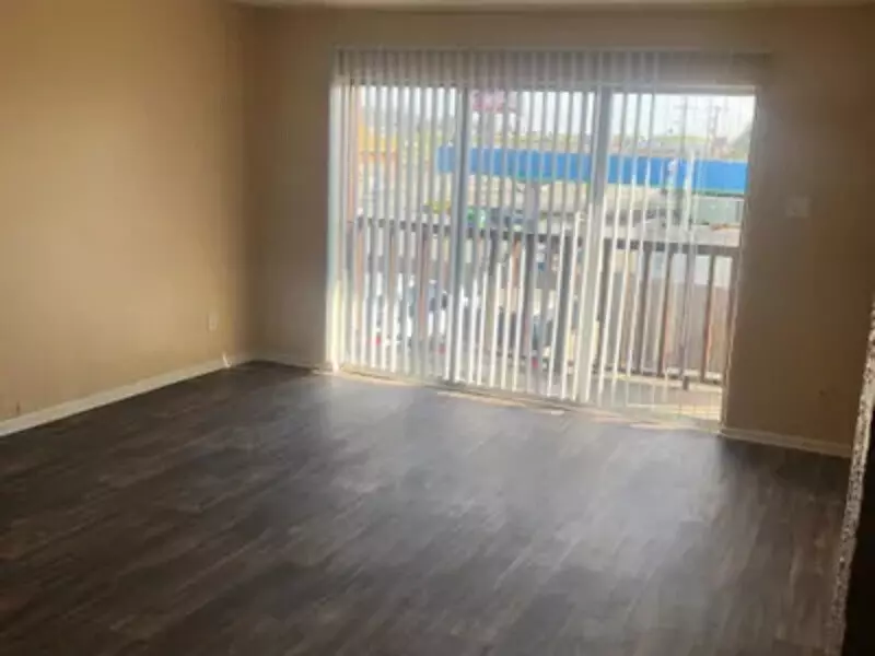 Regency Apartments photo 4