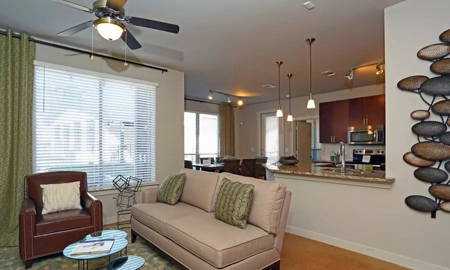 10055 Mcneil Dr photo 5