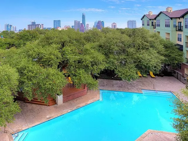 1008 South Congress Avenue, Austin, TX 78704 photo 2