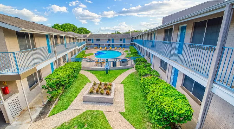 1026 East 45th Street, Austin, TX 78751 photo 3