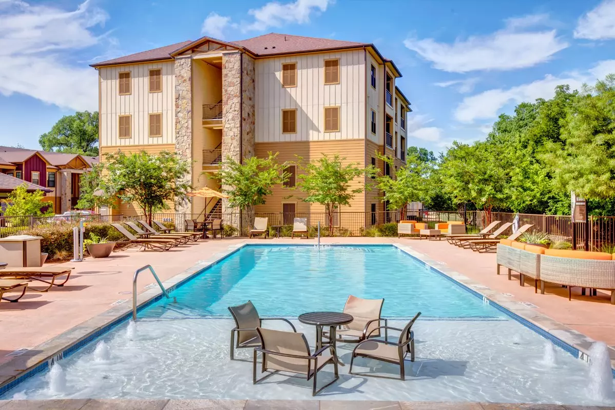 106 West 51st Street, Austin, TX 78751 photo 2