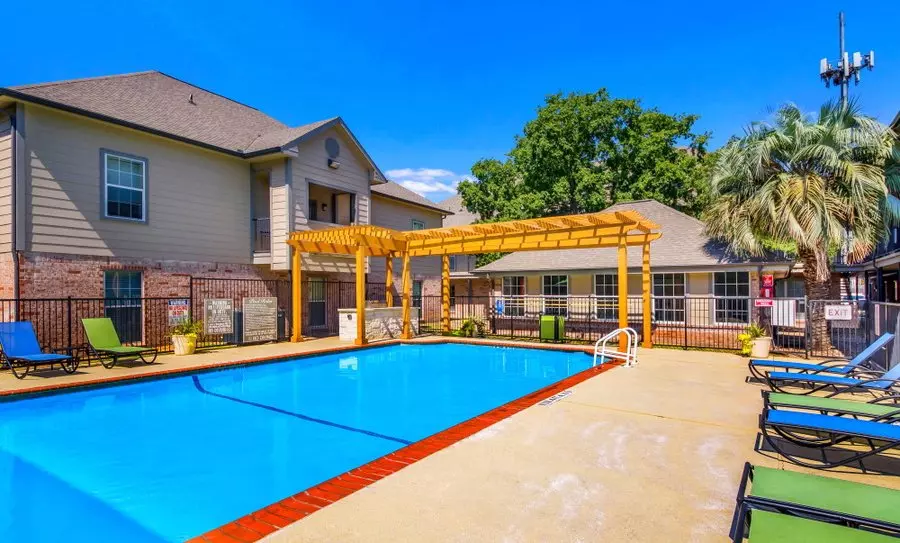 1106 Westmoor Drive, Austin, TX 78723 photo 2
