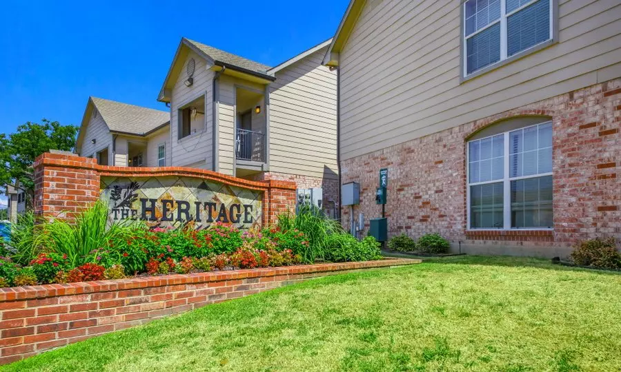 1106 Westmoor Drive, Austin, TX 78723 photo 5