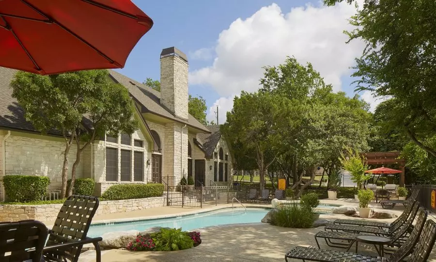 11288 Taylor Draper Lane, Austin, TX 78759 photo 2