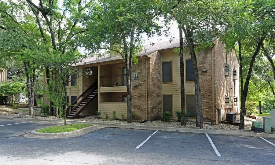11506 Oak Trail, Austin, TX 78753 photo 2