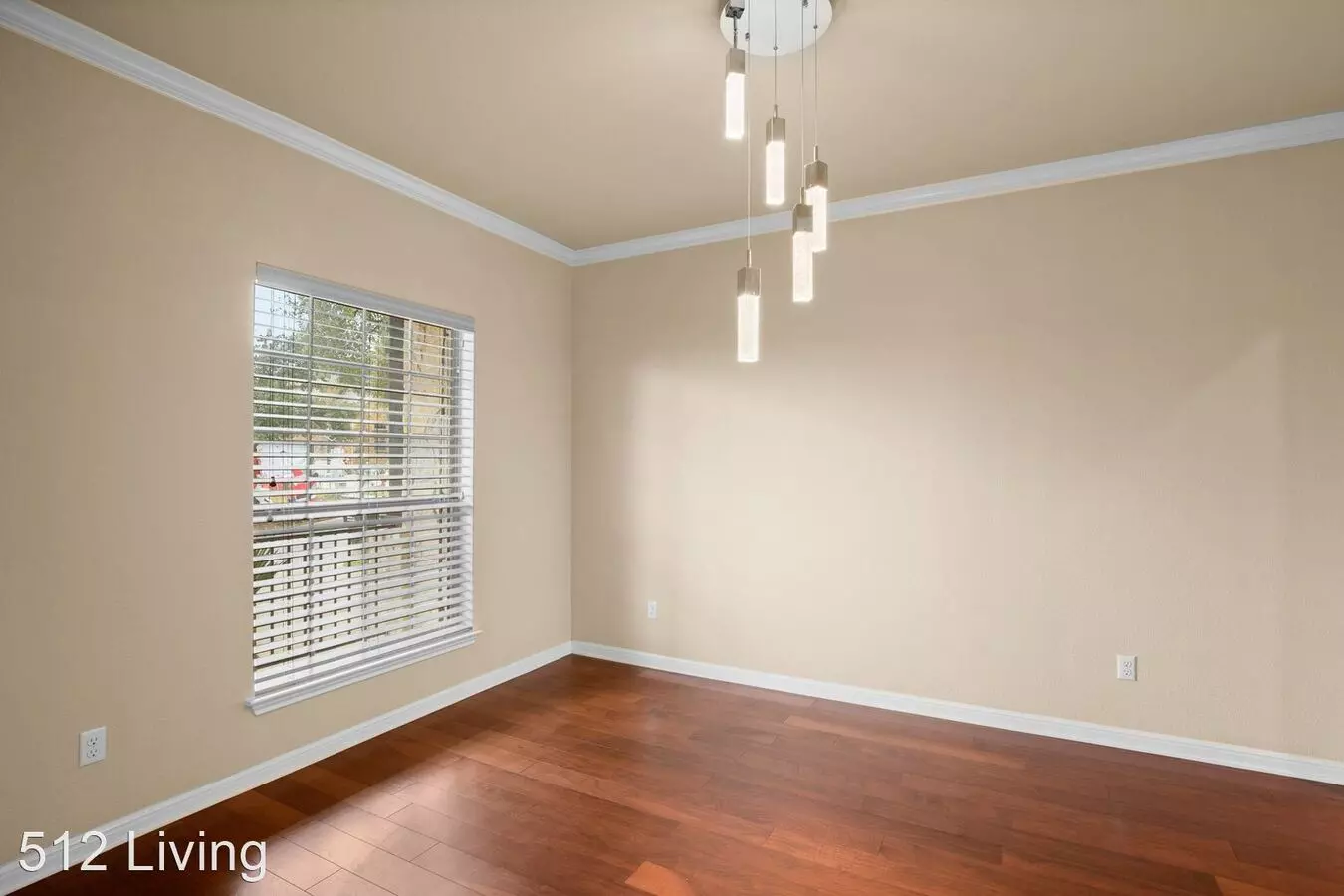 11704 Palisades Pkwy photo 2