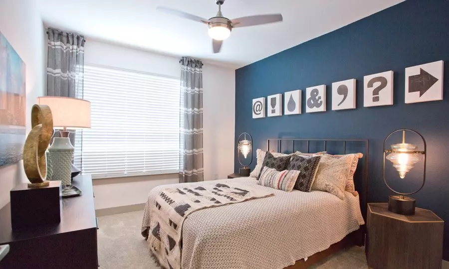1217 East 5th Street, Austin, TX 78702 photo 3