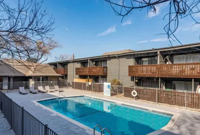 1227 Algarita Avenue, Austin, TX 78704 photo 4