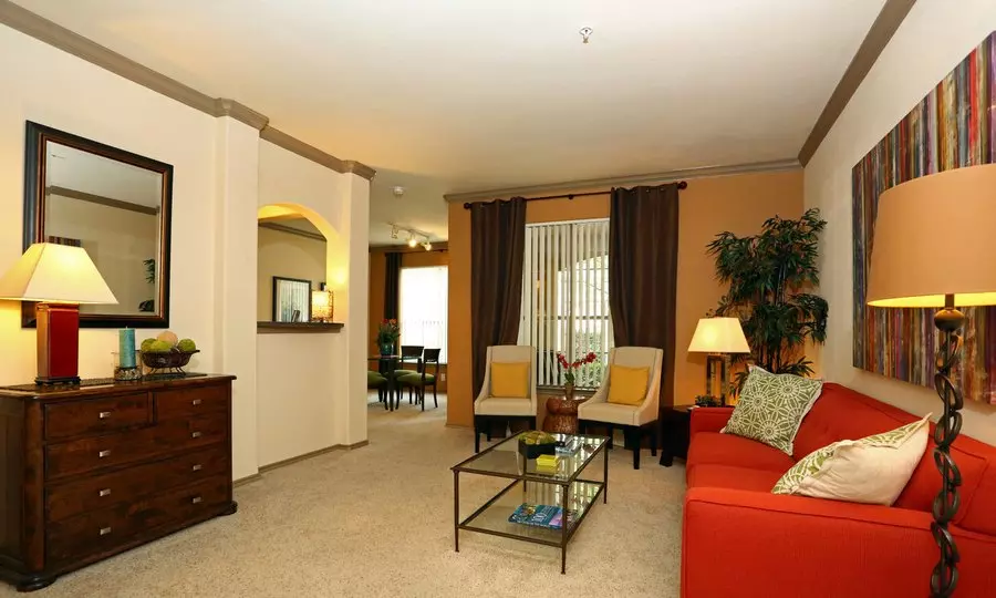 13027 Legendary Drive, Austin, TX 78727 photo 2
