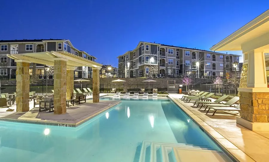 1507 East Howard Lane, Austin, TX 78753 photo 2