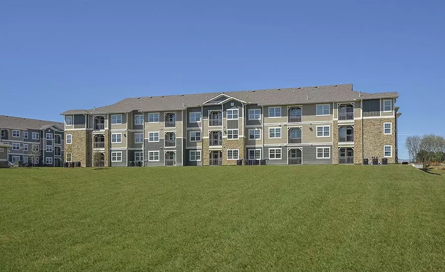 1507 East Howard Lane, Austin, TX 78753 photo 4