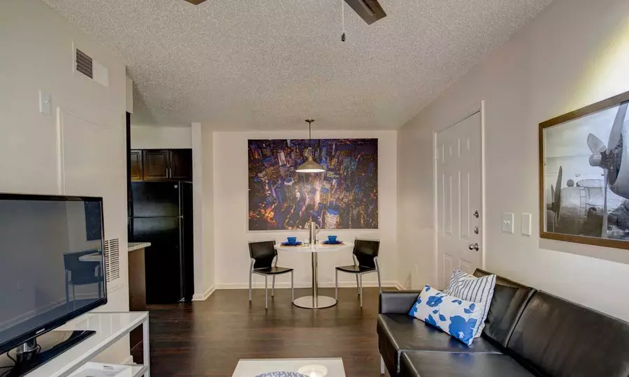 1606 Wickersham Lane, Austin, TX 78741 photo 5