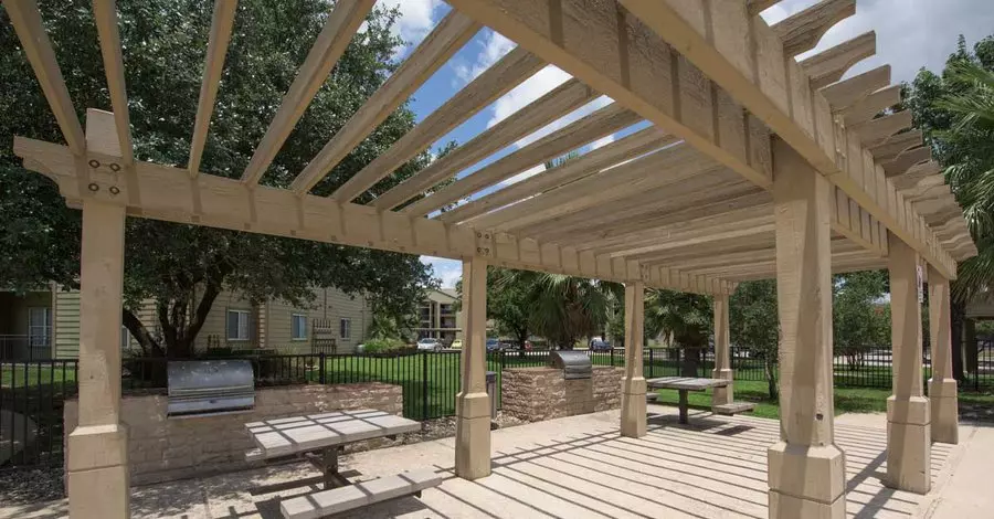 1606 Wickersham Lane, Austin, TX 78741 photo 4