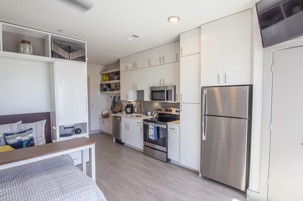 1631 East 6th Street, Austin, TX 78702 photo 3