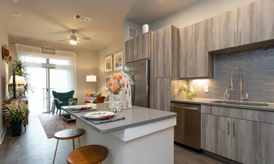1906 Airport Commerce Drive, Austin, TX 78741 photo 4