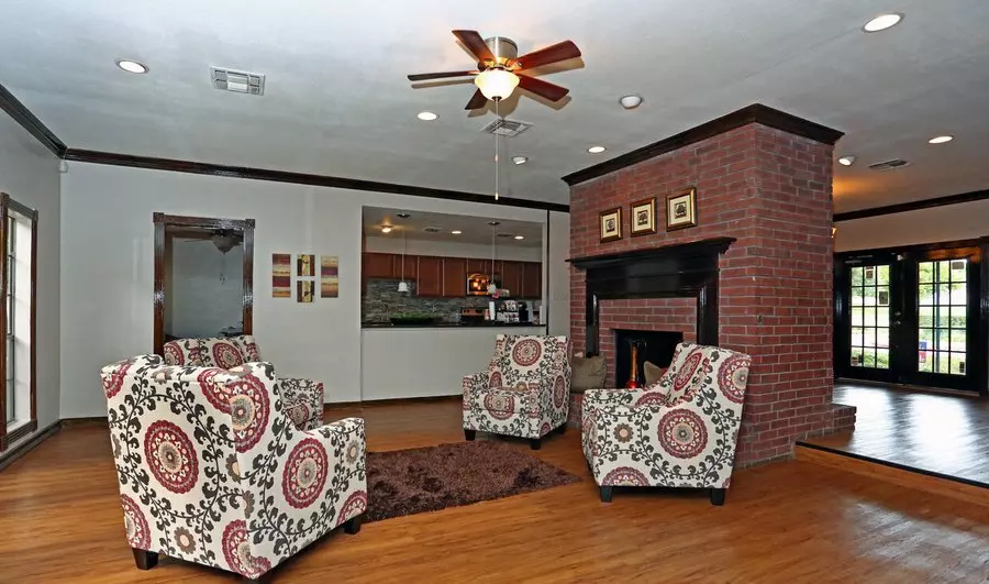 1941 Wells Branch Parkway, Austin, TX 78728 photo 3