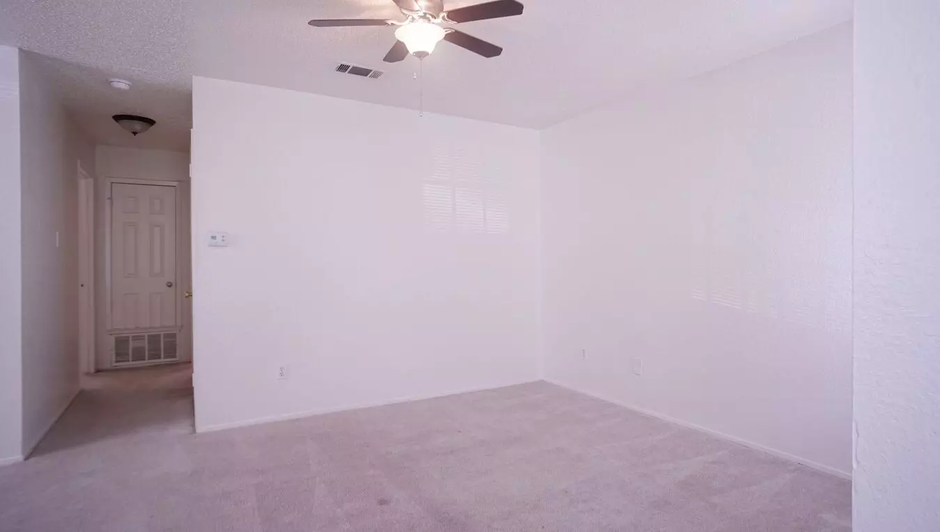2/1 Apartment In East Austin photo 4