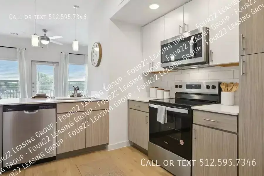 2000 Onion Creek Pkwy photo 4