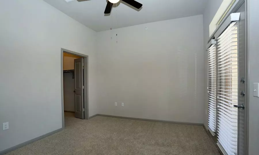2307 Grove Boulevard, Austin, TX 78741 photo 5