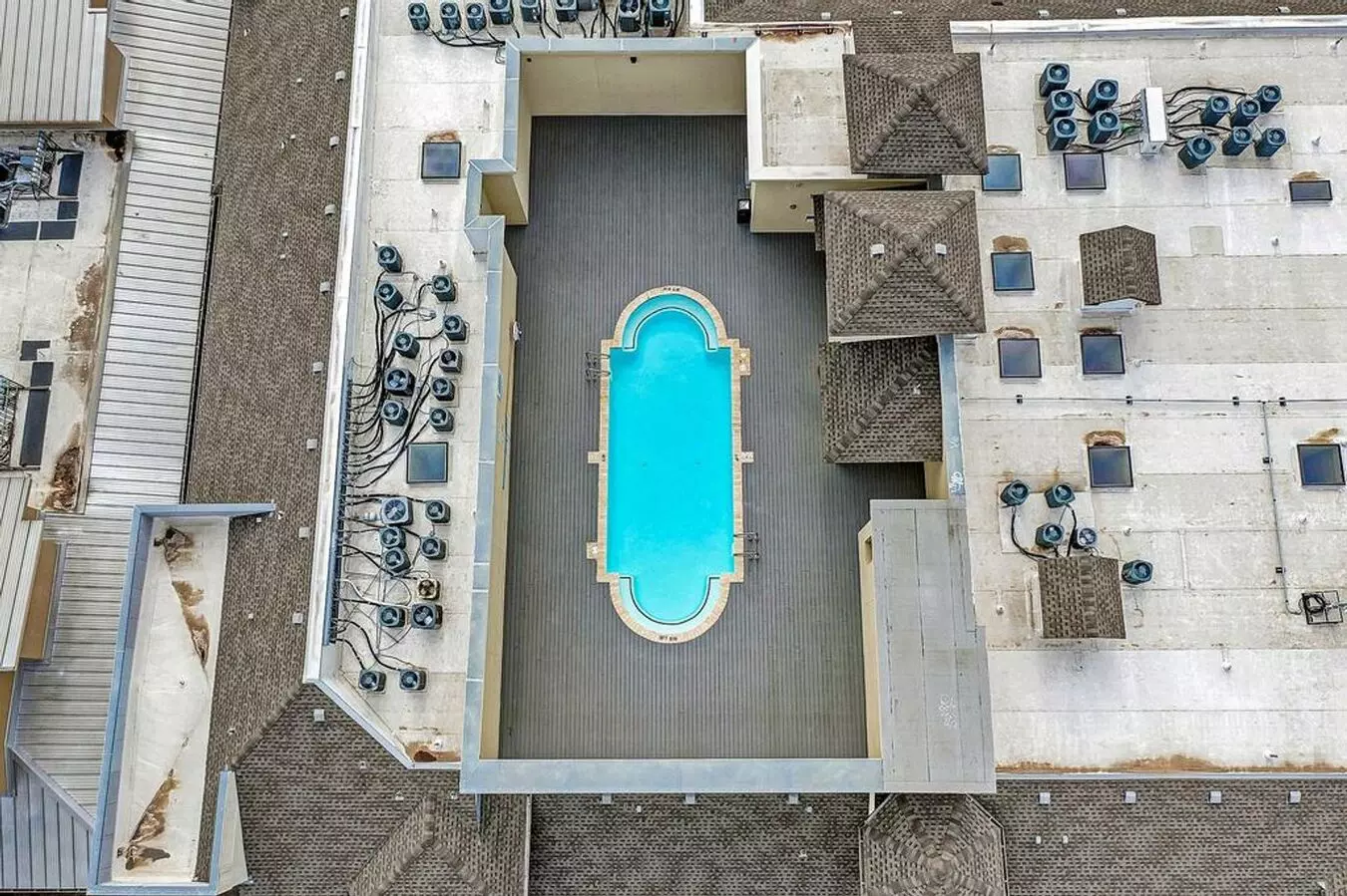 2/2 Condo Near Ut! photo 3