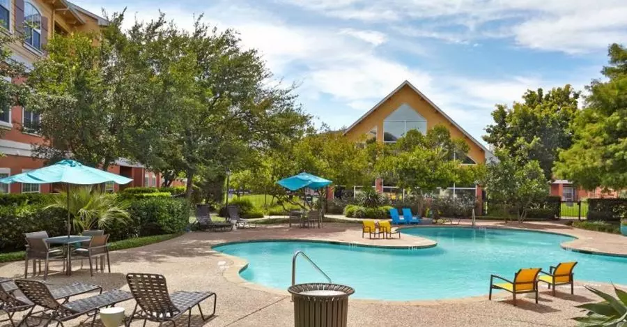 2607 Scofield Ridge Parkway, Austin, TX 78727 photo 3