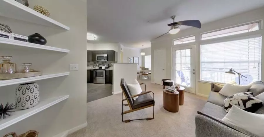 2607 Scofield Ridge Parkway, Austin, TX 78727 photo 5