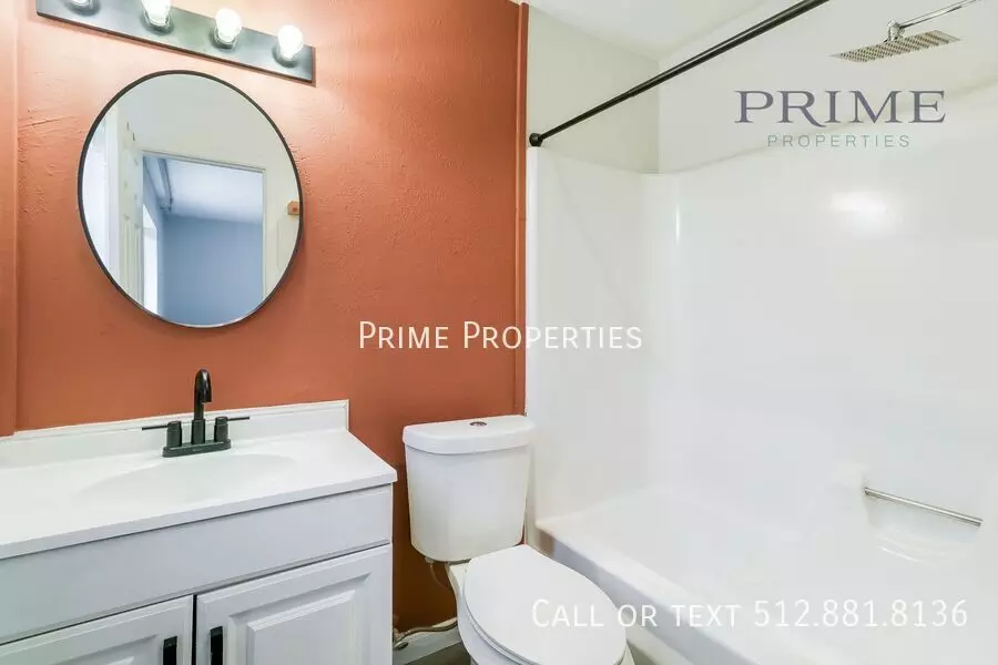 2803 Cornish Cir photo 2