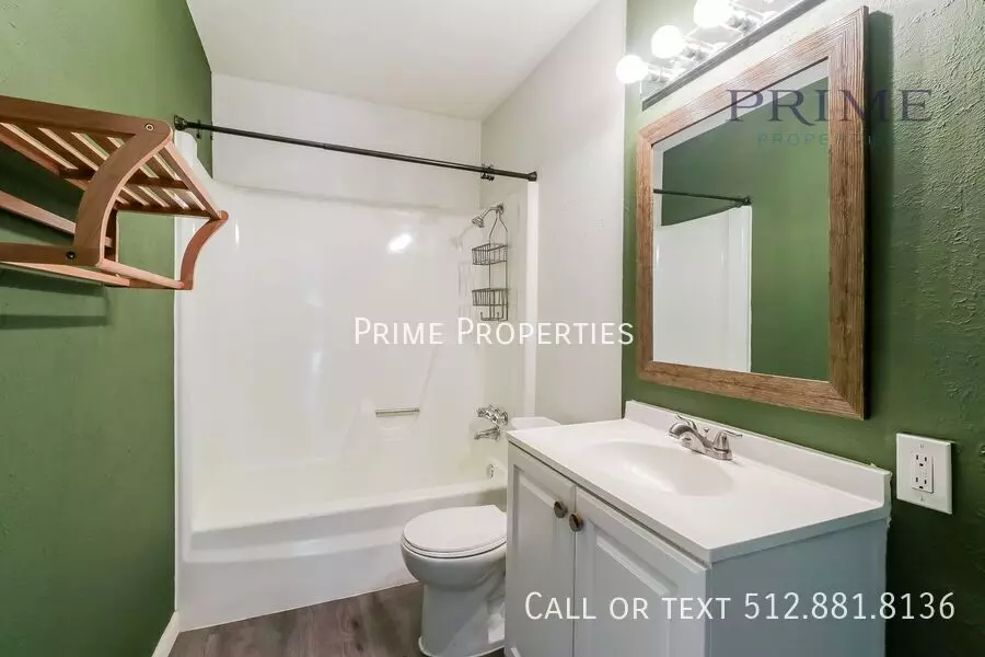 2803 Cornish Cir photo 5