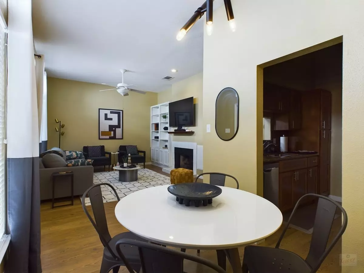 2811 Rio Grande St Apt 204 photo 5