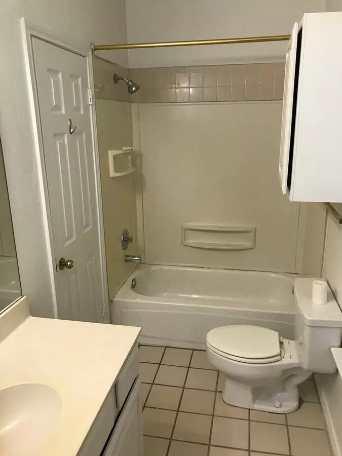 2509 Pearl St photo 5