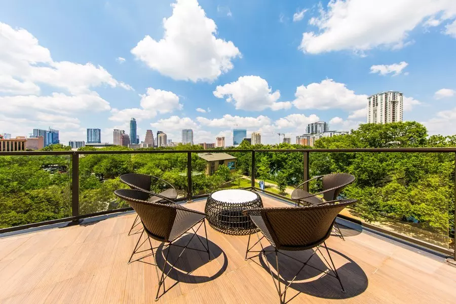 301 East Riverside Drive, Austin, TX 78704 photo 2