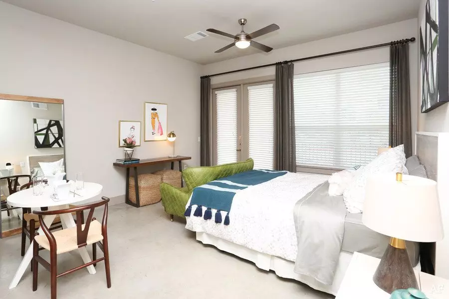 3213 Gonzales Street, Austin, TX 78702 photo 2