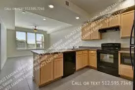 3226 W Slaughter L photo 4