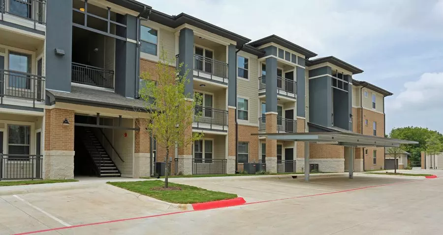 3306 Wells Branch Parkway, Austin, TX 78728 photo 2