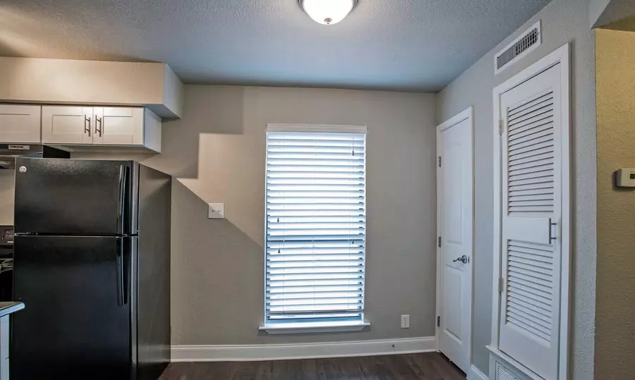 4322 Bull Creek Road, Austin, TX 78731 photo 3