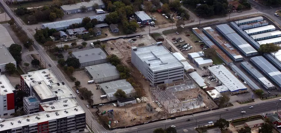 4407 South Congress Avenue, Austin, TX 78745 photo 4