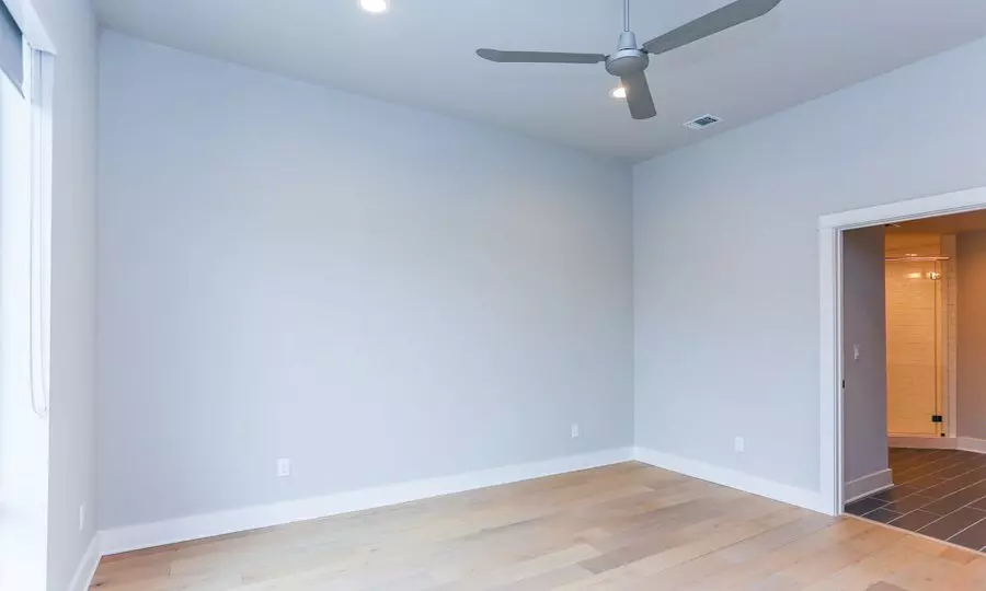 4531 Guadalupe Street, Austin, TX 78751 photo 2