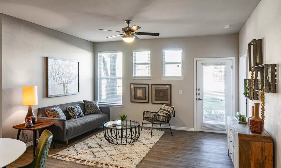 4611 North Interstate Highway 35, Austin, TX 78722 photo 5