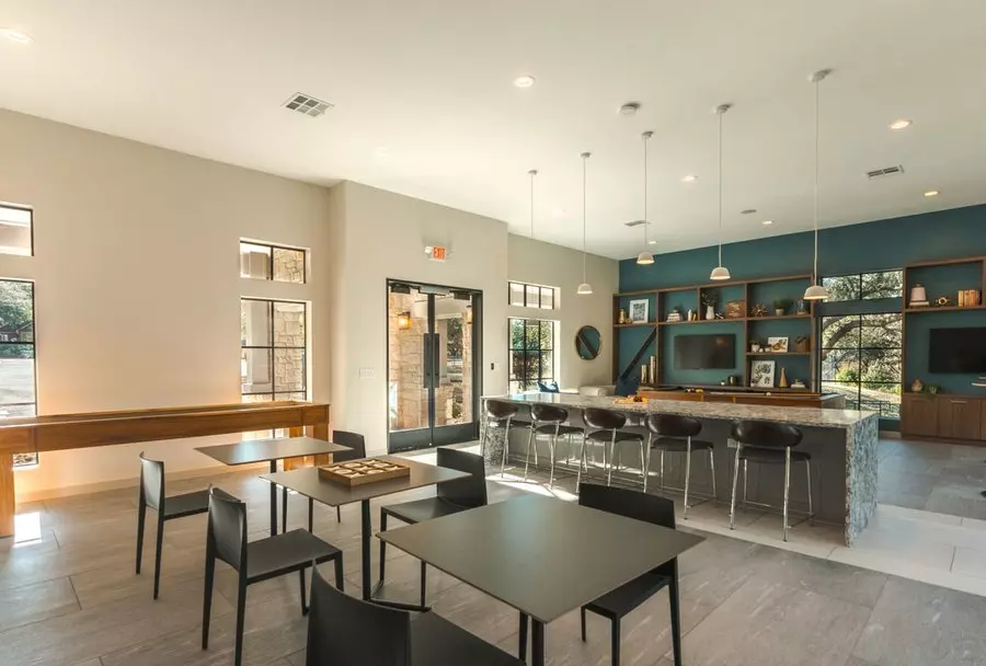 4707 Staggerbrush Road, Austin, TX 78749 photo 5
