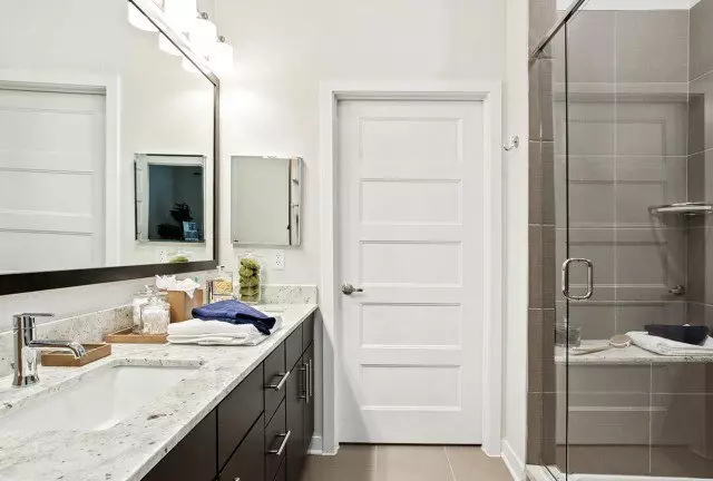 4824 Berkman Drive, Austin, TX 78723 photo 2
