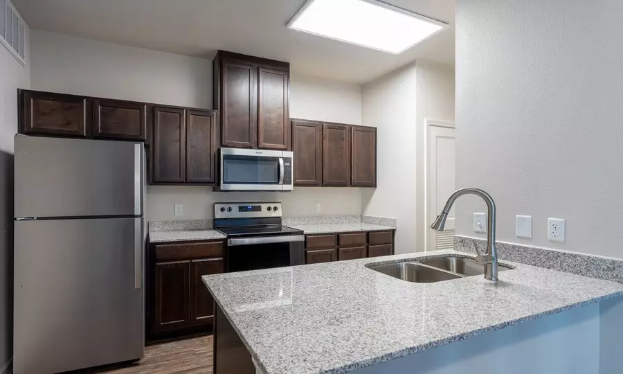 5007 Crainway Drive, Austin, TX 78724 photo 4