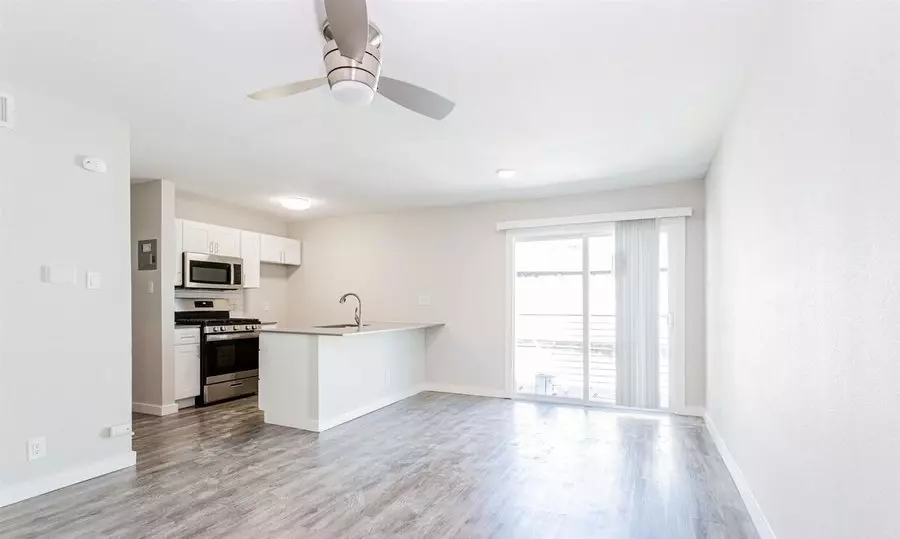 5011 Manor Road, Austin, TX 78723 photo 3