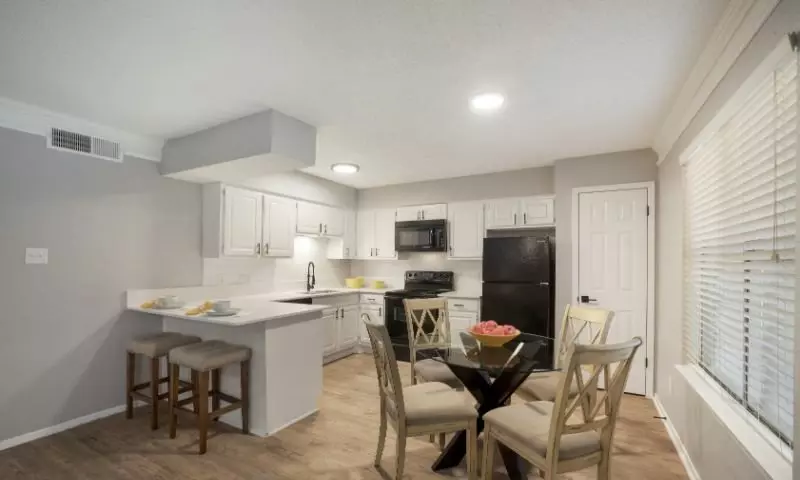 5206 North Lamar Boulevard, Austin, TX 78751 photo 2