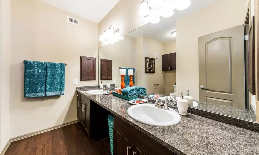 5223 Old Spicewood Springs Road, Austin, TX 78731 photo 5