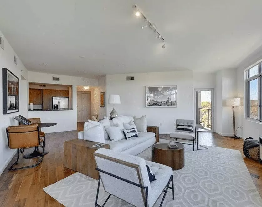 54 Rainey Street, Austin, TX 78701 photo 3