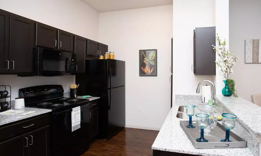 5906 Charles Merle Drive, Austin, TX 78747 photo 4