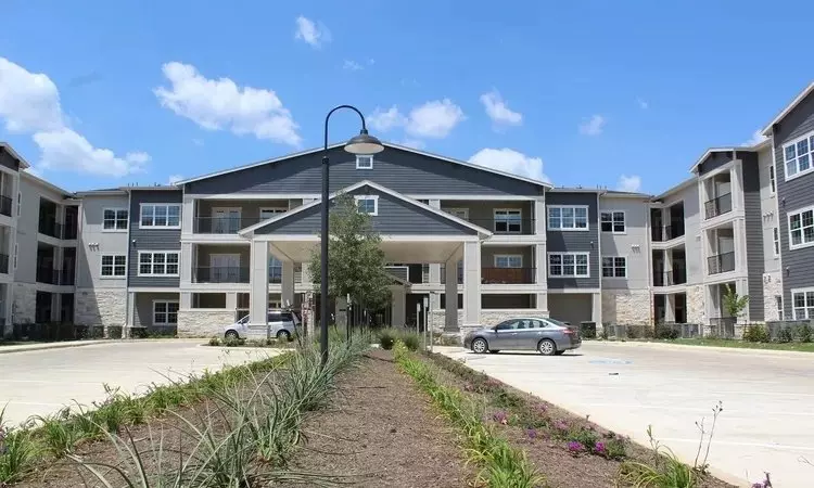 5906 Charles Merle Drive, Austin, TX 78747 photo 2