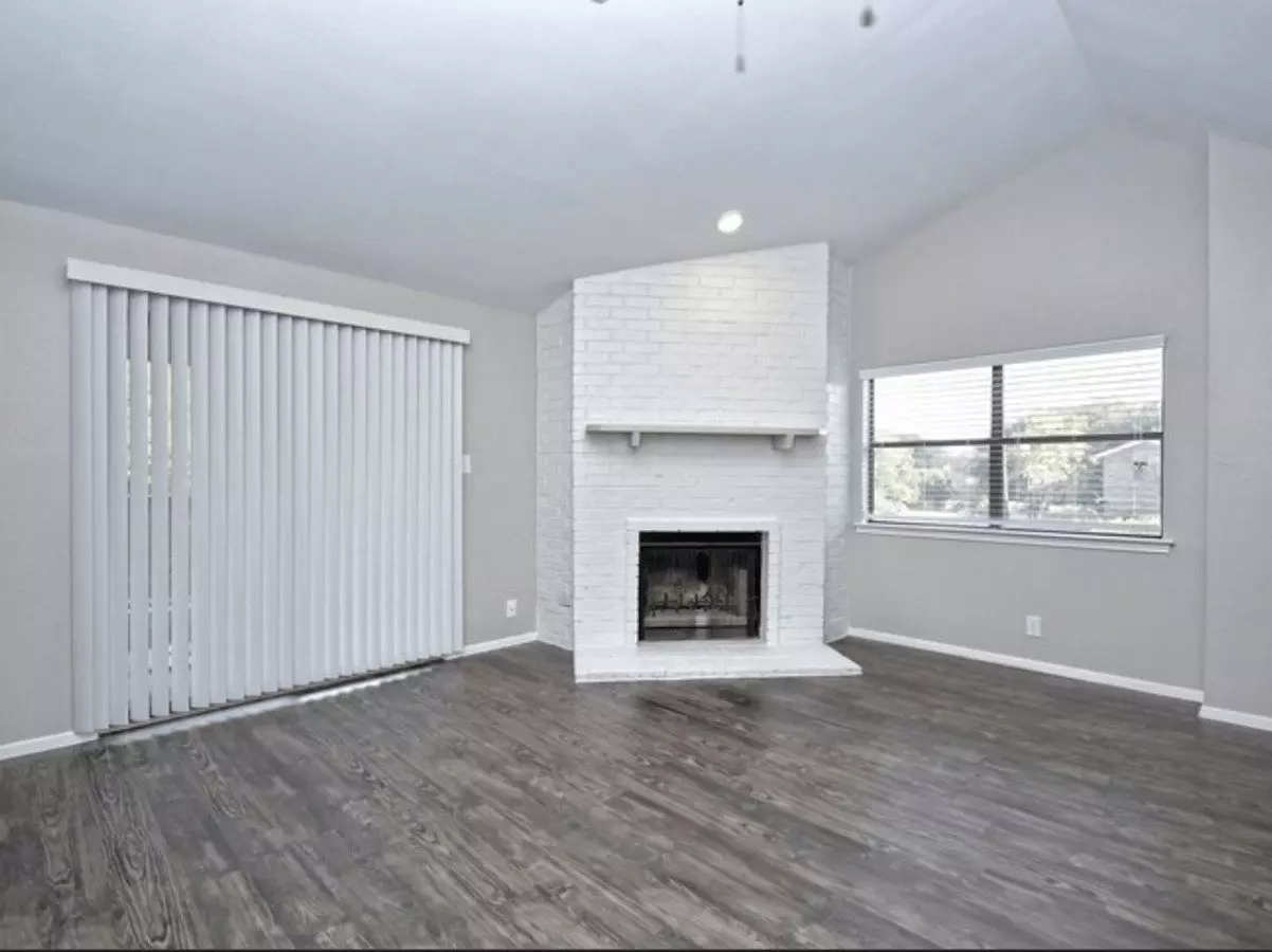 Hill Forest Condominiums photo 4