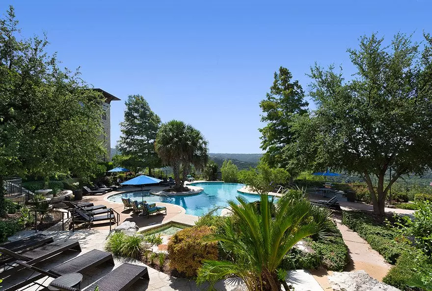 6506 Champion Grandview Way, Austin, TX 78750 photo 4